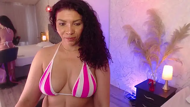 Serena_Houstonn – Live XXX-chat