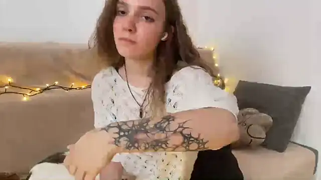 AliKnop webcam show