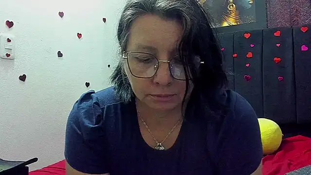 Chat XXX en directo de Evaaross_2345