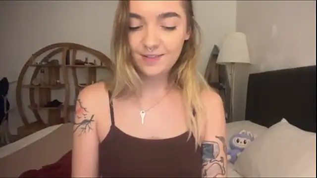 RoxyWet Live XXX-chat
