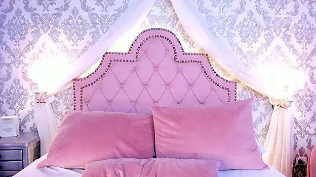 دردشة ScarletMore الجنسية المباشرة