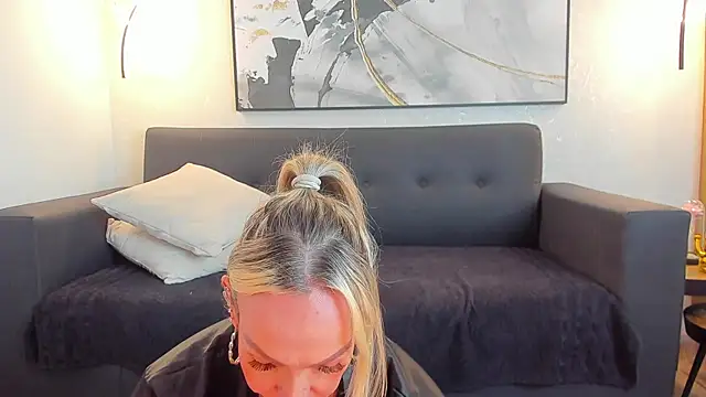Chat XXX ao vivo de SophiMarin