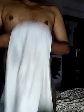 avi007p Adlı Modelin Canlı XXX Sohbeti