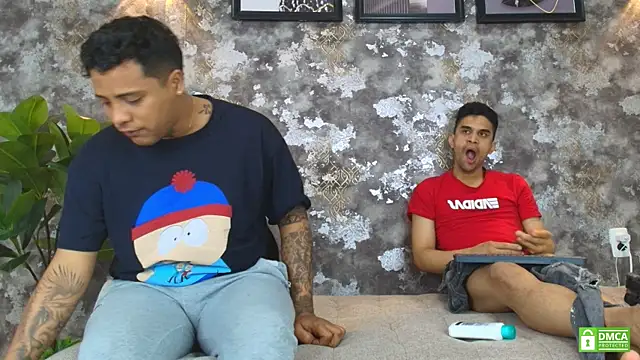 دردشة Alejandro_and_Deiby الجنسية المباشرة