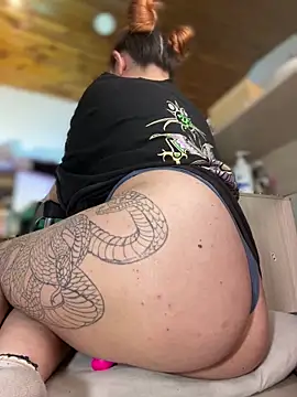 NikkiNix 现场XXX聊天