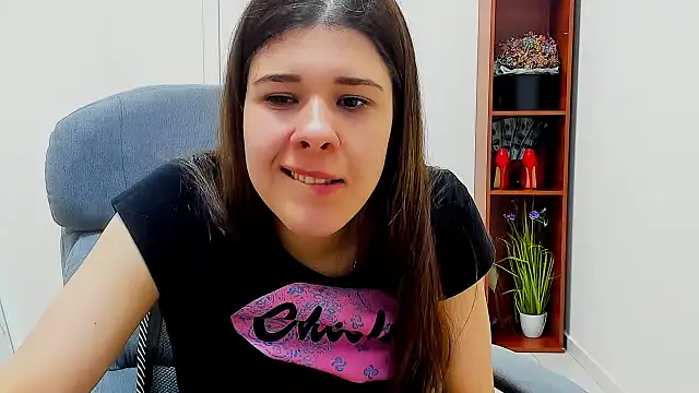 Joannia Live XXX-chat