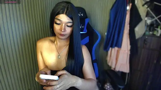 TrinityFucksYou Chat XXX live