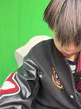 DD-101 Live XXX Chat