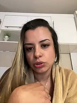 Patyyyy Chat XXX in diretta