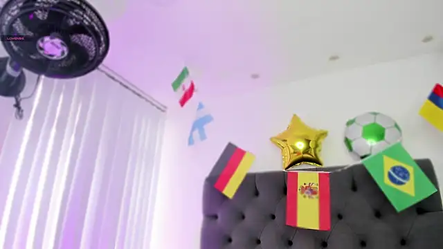 צ'אט XXX בשידור חי של VictoriaParkeer