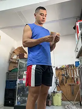 Paul22cm-'s Live XXX Chat