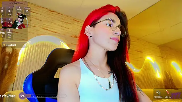 Moon_Red_r Chat XXX in diretta
