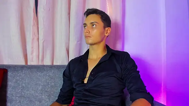 Chat +18 de andrewevans46 ao vivo