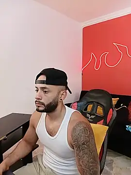 Chat +18 de Mike_savage3 ao vivo