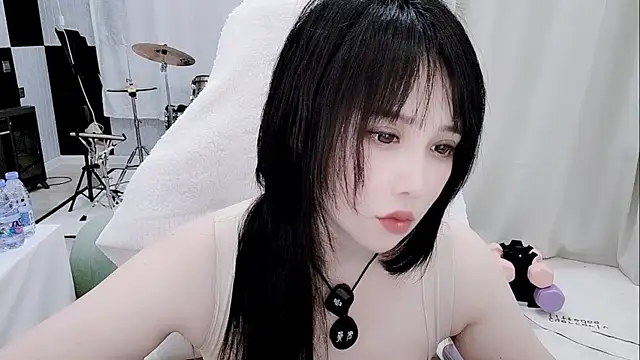 Evangelin-eのライブXXXチャット