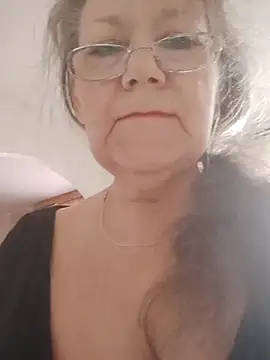 Snezhana live XXX chat