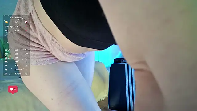 Roseaan Live XXX chat