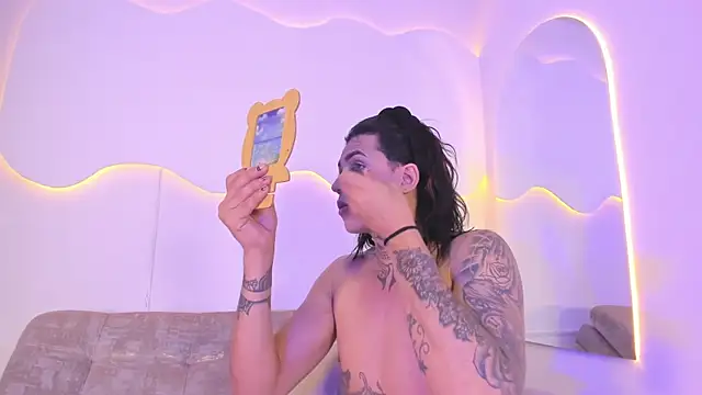 ArohomLester_ Chat XXX in diretta