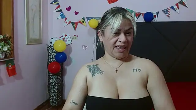 צ'אט XXX בשידור חי של pamela_echeverria