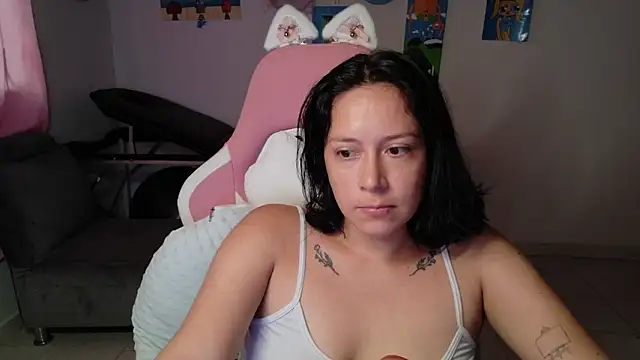 MommyMiaWs' Live XXX Chat