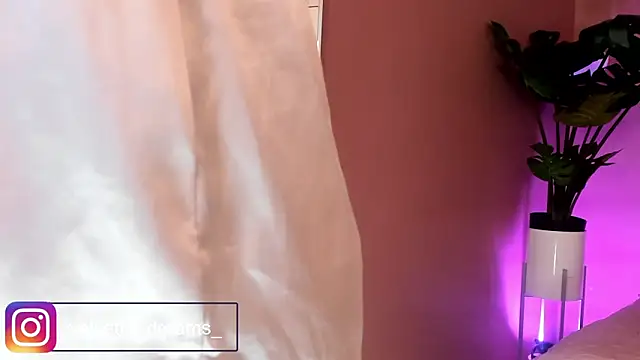 Czat XXX na żywo – Velvet_Dreamss