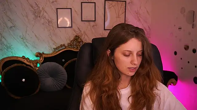 Chat XXX en directo de CuteeFoxy