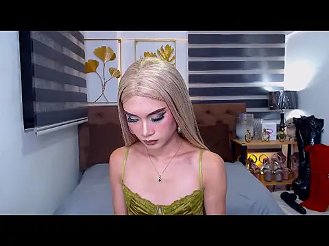 Онлайн чат XXX JuicyCockThea