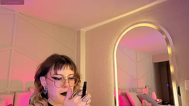 Chat XXX en directo de Rossiee_huntt