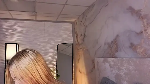 Chatroom XXX en direct de SerenaCrystall