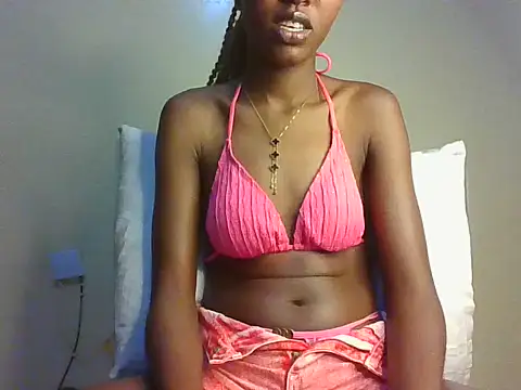 Chat +18 de Holy_Babe ao vivo