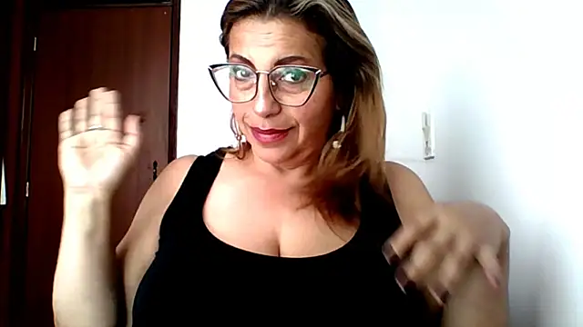 RossanaLionheart's Live XXX Chat