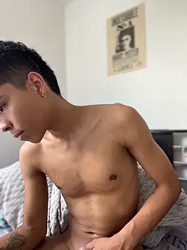 Chat XXX en directo de MaxiWildd