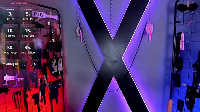 Chat +18 de VictoryaLiah_BDSM ao vivo