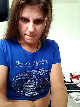 Scarlettishere's Live XXX Chat