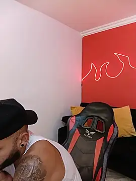Mike_savage3 Live XXX-chat