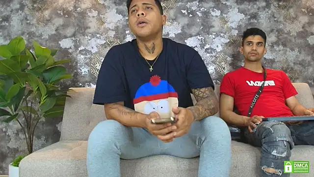 Alejandro_and_Deibyn Live XXX chat