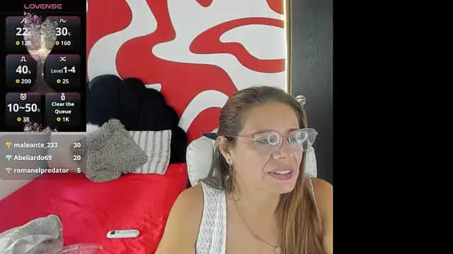 Chat +18 de channelsmith_55 ao vivo