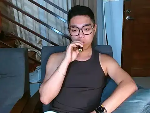 JayKarLo Live XXX-Chat