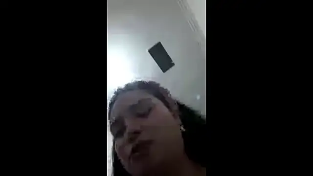 Chat XXX en directo de FerminaBoutwell