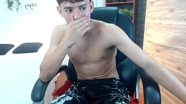 Ryan_grayx 现场XXX聊天