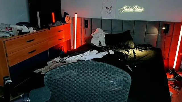 JordanShow Adlı Modelin Canlı XXX Sohbeti