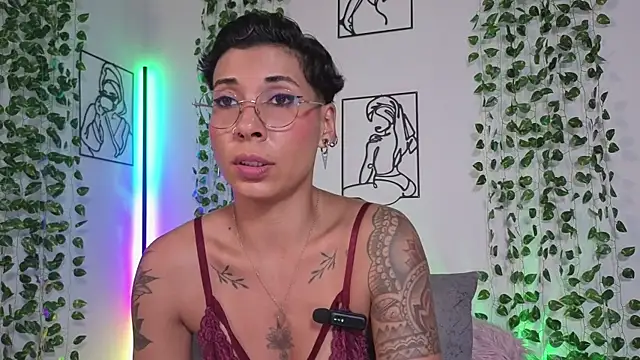 MiaMorgan_ Chat XXX in diretta