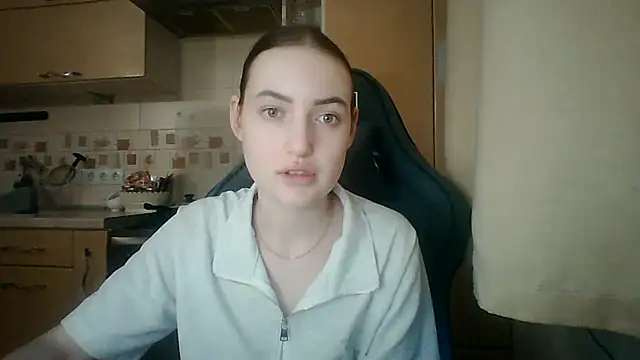 XXX chat uživo modela Lisanta