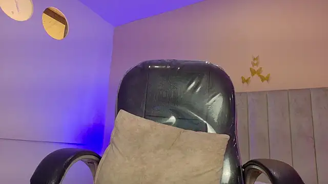 Nascary_Fox Live XXX-Chat