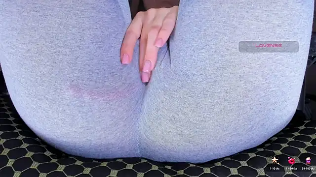 แชท XXX สดของ Cameltoe_squirt_inPants