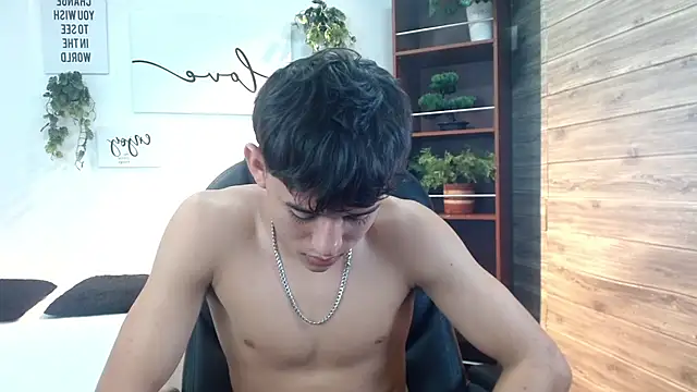 Онлайн чат XXX Ryan_grayx