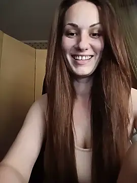 LunaCrystall লাইভ XXX চ্যাট
