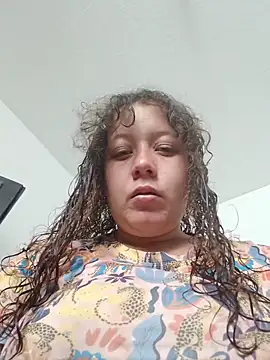 צ'אט XXX בשידור חי של amaia_15