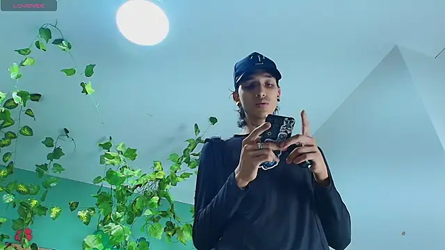 langelo_el élő XXX-chatje