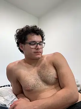 Caleb-Sweats: онлайн-секс-чат